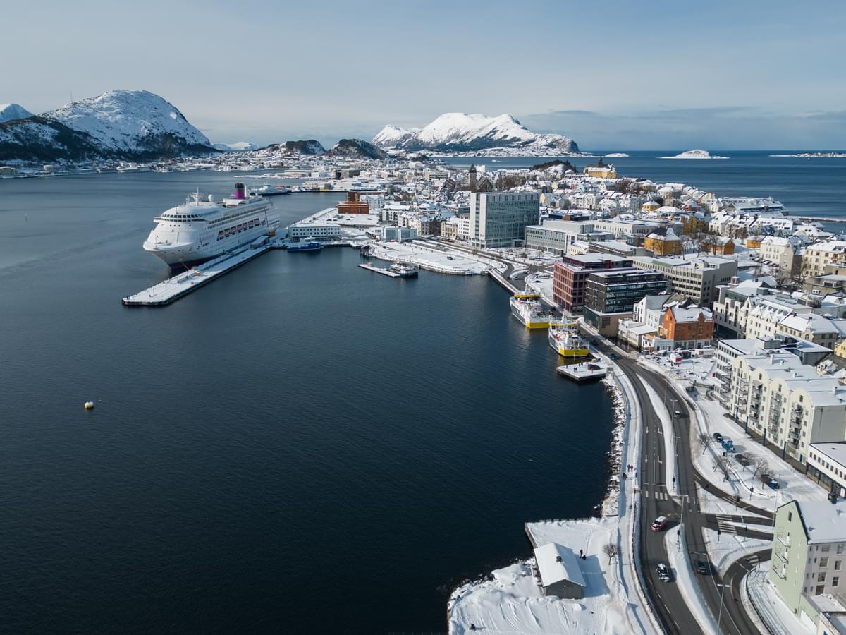 &Aring;lesund, Norway